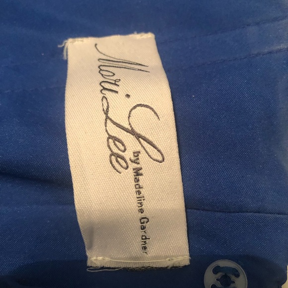 Beautiful blue gown - Picture 6 of 15